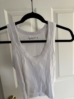 Abercrombie & Fitch White Ribbed Tank Top